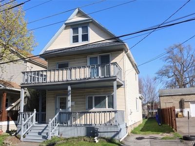 Property at 91 Wildwood Pl, West Seneca, NY