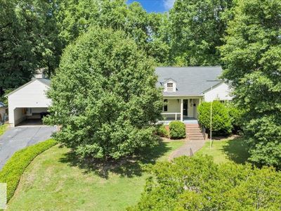 122 Manchester Ave