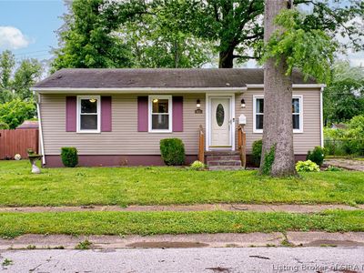 913 Holly Drive