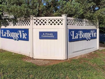 1106 Berwyck Ct