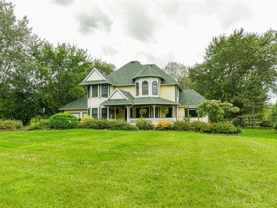 877 Gallup Rd