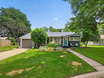 1533 Damon Ct SE