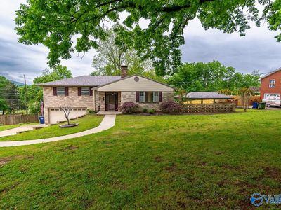 2501 Maysville Cir NE