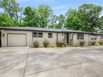 3154 N Druid Hills Rd