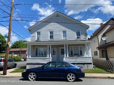 422-424 W Taylor St