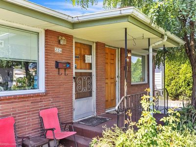 224-226 E Longfellow Ave