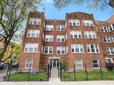 4902 N Springfield Ave APT 3