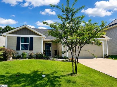 744 Parkside Dr