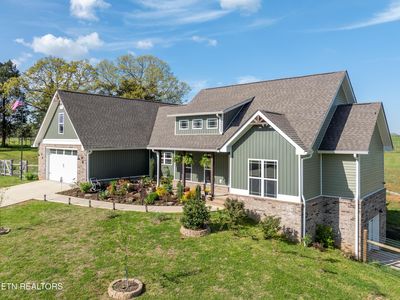 279 Lakeside Meadows Cir