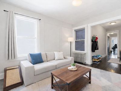 33 Thorne St #4