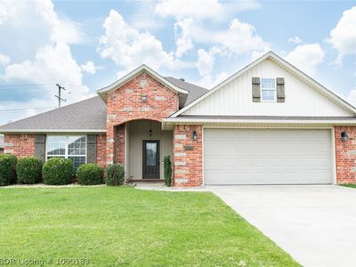 2001 Yukon Dr