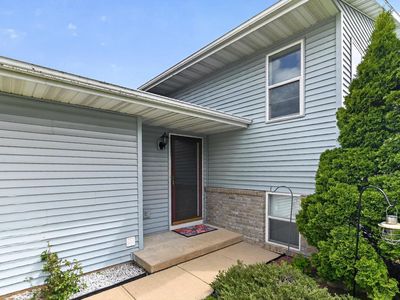 808A N Clover Lane