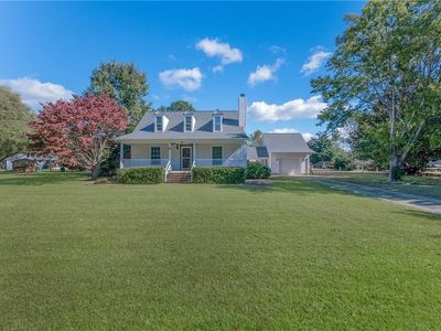 24 Gurwen Dr