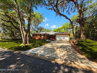 10135 LAKEVIEW Road W