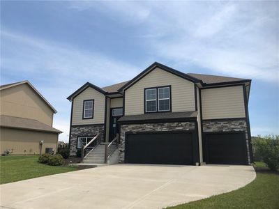 1483 N 162nd Ct