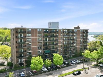1815 William Howard Taft Rd Unit 502