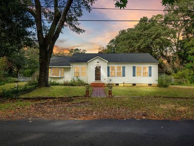 2128 Golfview Dr