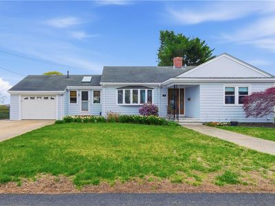 37 Carlson Cir