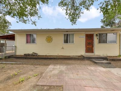 2402 Chimayo Dr