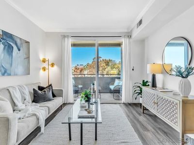 1643 6th Ave APT 415