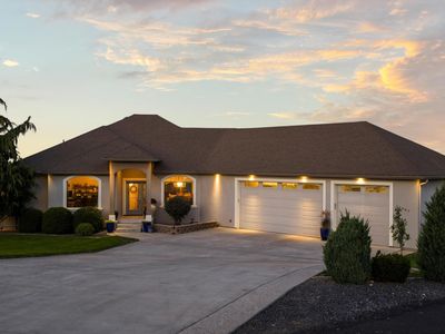 15307 S Mountain Ridge Ct