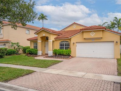 18427 NW 9th Ct