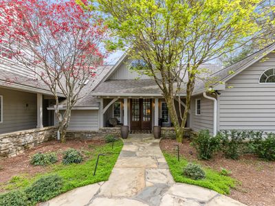 120 Ravenel Point