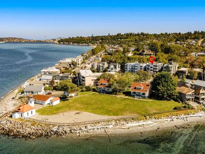 3200 Alki Avenue SW #201