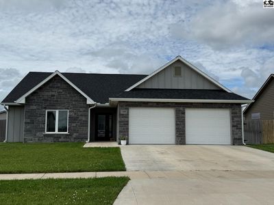 1309 E Genesis Dr