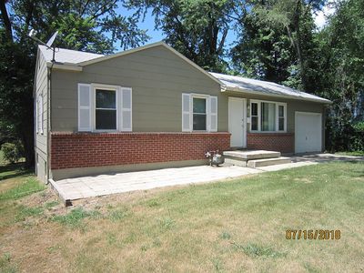 6216 Longwood Ave