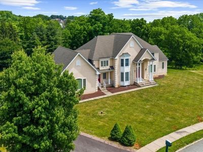 12 Manchur Ct