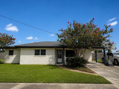 Property at 114 Bellaire Dr, Houma, LA