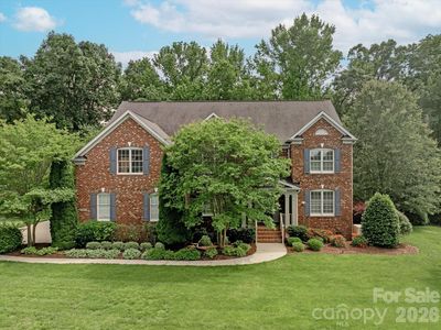 409 Running Horse Ln