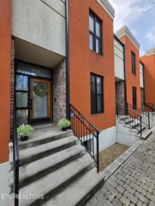 203 Mews Way