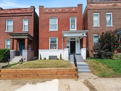 3459 Giles Ave