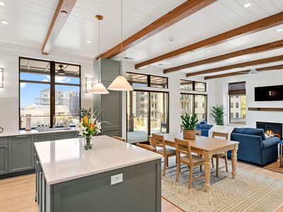 5128 Southern Pines Ln