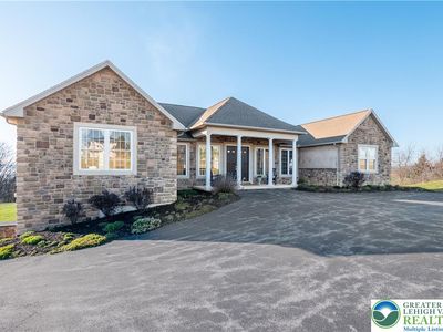 8419 Carpet Rd