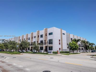 113 NE 6th St #3607