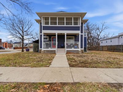 830 Moro St