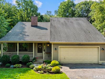 10 Anna Drive