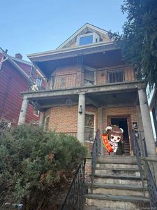 1580 Castleton Avenue