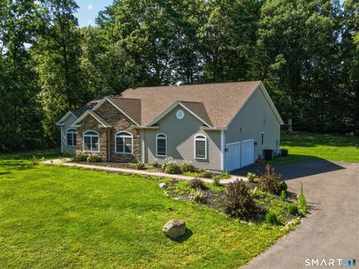 16 Crystal Brook Road