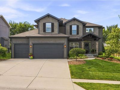 8810 W 165th Ter