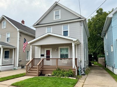 1216 W 29th St