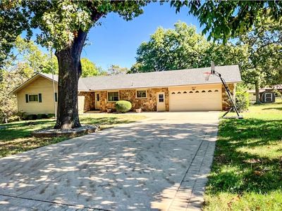 1015 Peterson Rd