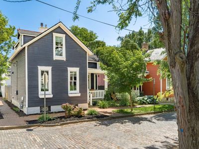 261 Lansing St
