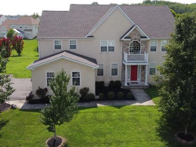 Property at 609 Ravenglass Dr, Townsend, DE