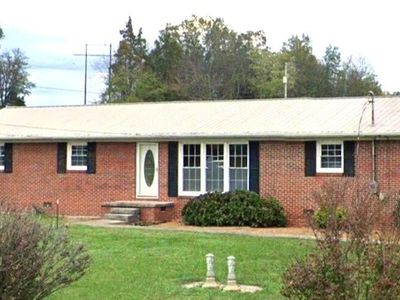 Property at 992 Shelly Rd, Decherd, TN