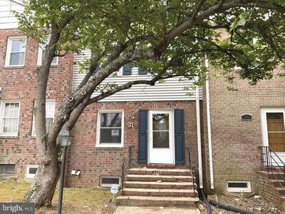 37 Watkins Park Dr #19