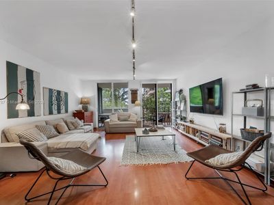 181 Crandon Blvd APT 303